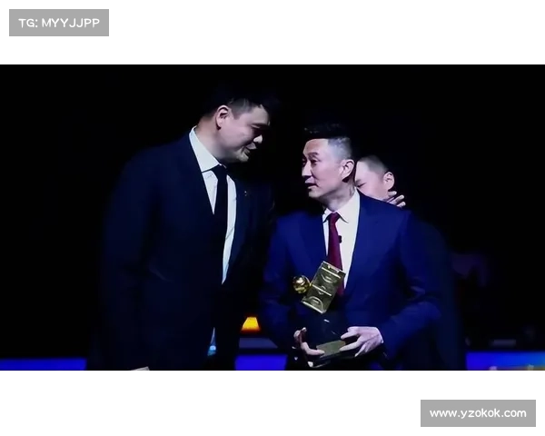 同性伴侣热吻照登上热搜引发社会多元反响与舆情讨论